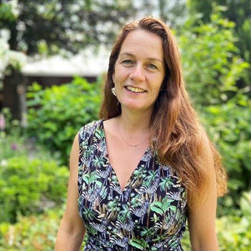 Tryfosa doet vrijwilligerswerk voor een goed als kantoorambassadeur bij Compassion.